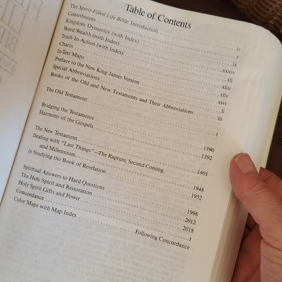 VTG 1991 NKJV Spirit-Filled Life Bible Hardcover w/ Original Dust Jacket - Picture 13 of 14